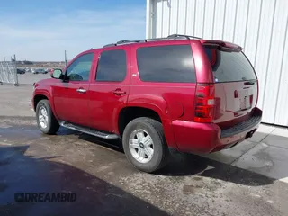 2010 Chevrolet Tahoe LT z VIN 1GNUKBE08AR112792, wystawiony jako IAAI lot #41790474 z przebiegiem 231 742 mil mil oraz . Historia ofert i sprzedaży dostępna na DreamBid. Obrazek 3.