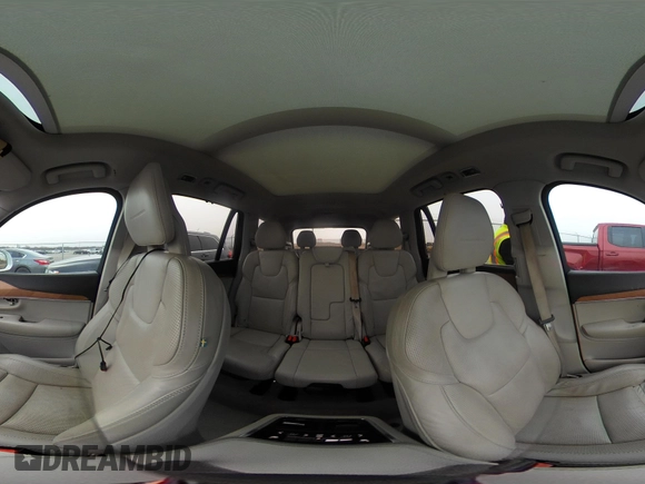 2016 Volvo XC90 T6 Inscription with VIN YV4A22PL6G1035900, listed as a IAAI auction lot 41740050 with 104,815 mi miles. Bid and sale history available at carsss.com. Image 18.