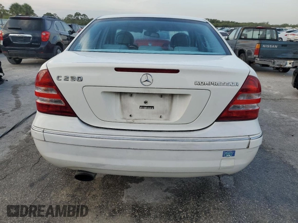 2005 Mercedes-Benz C with VIN WDBRF40J95F663026, listed as a Copart auction lot 53573595 with Not Provided miles and Salvage Title. Bid and sale history available at DreamBid. Image 6.