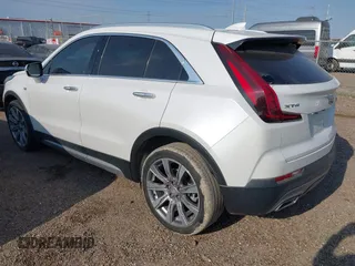 2022 Cadillac XT4 FWD Premium Luxury с VIN 1GYFZCR48NF138181, выставлен на аукционе IAAI как лот 42187527 с пробегом Не указан миль и . История ставок и продаж доступна на DreamBid. Изображение 3.