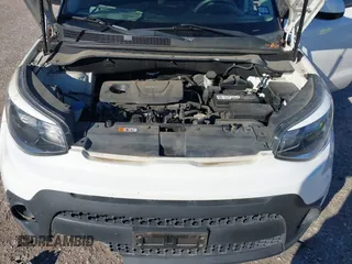 2018 Kia Soul with VIN KNDJN2A28J7554638, listed as a IAAI auction lot 41475192 with 48,869 mi miles. Bid and sale history available at carsss.com. Image 10.