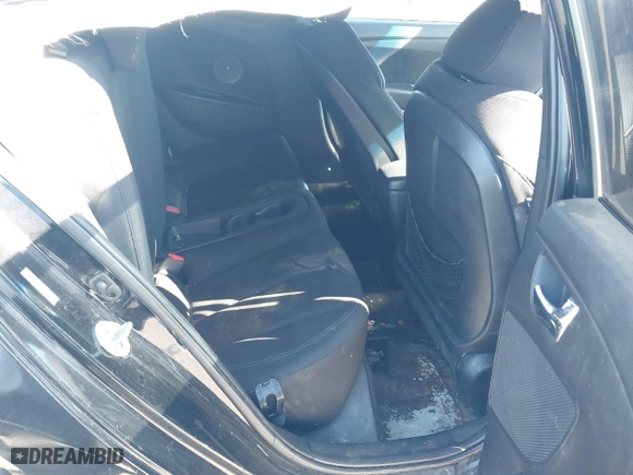 2015 Hyundai Veloster RE:FLEX with VIN KMHTC6AD7FU224291, listed as a IAAI auction lot 41517267 with 151,554 mi miles. Bid and sale history available at carsss.com. Image 8.