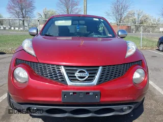 2013 Nissan Juke S with VIN JN8AF5MV5DT210785, listed as a IAAI auction lot 41902951 with 145,799 mi miles. Bid and sale history available at carsss.com. Image 12.