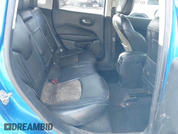 2019 Jeep Compass Latitude with VIN 3C4NJDBB3KT619609, listed as a IAAI auction lot 41173812 with 144,375 mi miles. Bid and sale history available at carsss.com. Image 8.