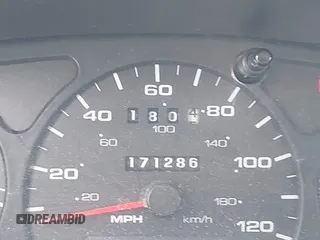 2003 Ford Taurus SES Standard z VIN 1FAFP55S43G270637, wystawiony jako IAAI lot #42205556 z przebiegiem 171 286 mil mil oraz . Historia ofert i sprzedaży dostępna na DreamBid. Obrazek 16.