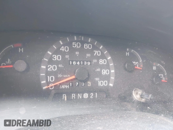 2000 Ford Econoline Cargo with VIN 1FTRE14W1YHB19251, listed as a IAAI auction lot 42114841 with 164,139 mi miles. Bid and sale history available at carsss.com. Image 7.