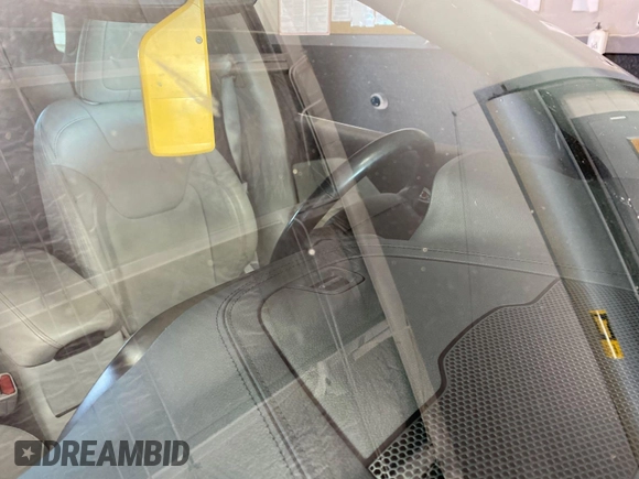 2020 Jeep Cherokee Limited с VIN 1C4PJLDB4LD538349, выставлен на аукционе IAAI как лот 42772992 с пробегом 58 738 миль миль и . История ставок и продаж доступна на DreamBid. Изображение 19.