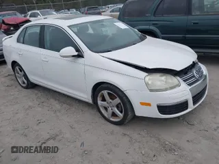 2009 Volkswagen Jetta Sedan SE with VIN 3VWRM71K99M068342, listed as a IAAI auction lot 41876215 with 161,633 mi miles. Bid and sale history available at carsss.com. Image 1.