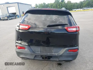 2017 Jeep Cherokee Altitude с VIN 1C4PJMAS7HW531983, выставлен на аукционе Copart как лот 55835855 с пробегом 111 511 миль миль и Списание • Salvage title. История ставок и продаж доступна на DreamBid. Изображение 6.