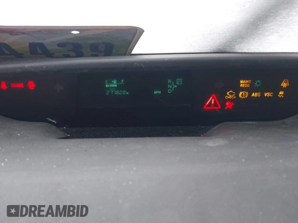 2004 Toyota Prius with VIN JTDKB20U440091037, listed as a IAAI auction lot 41589007 with 277,808 mi miles. Bid and sale history available at carsss.com. Image 7.