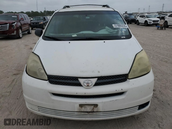 2004 Toyota Sienna CE with VIN 5TDZA23C54S176454, listed as a Copart auction lot 51905235 with 300,338 mi miles and Salvage Title. Bid and sale history available at carsss.com. Image 5.
