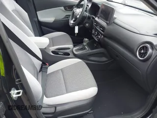 2022 Hyundai Kona Preferred with VIN KM8K22ABXNU843004, listed as a IAAI auction lot 41909990 with 18,837 mi miles and . Bid and sale history available at carsss.com. Image 5.