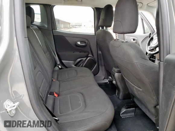 2021 Jeep Renegade Latitude z VIN ZACNJCBB0MPN12213, wystawiony jako Copart lot #64459505 z przebiegiem 31 545 mil mil oraz Szkoda całkowita • Salvage title. Historia ofert i sprzedaży dostępna na DreamBid. Obrazek 10.