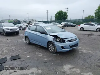 2012 Hyundai Accent GS z VIN KMHCT5AE4CU057239, wystawiony jako IAAI lot #42267212 z przebiegiem 99 446 mil mil oraz . Historia ofert i sprzedaży dostępna na DreamBid. Obrazek 1.