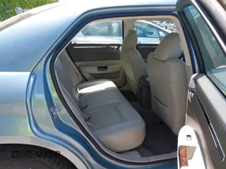 2009 Chrysler 300 C z VIN 2C3LA63T79H598880, wystawiony jako IAAI lot #42339127 z przebiegiem 162 428 mil mil oraz . Historia ofert i sprzedaży dostępna na DreamBid. Obrazek 8.