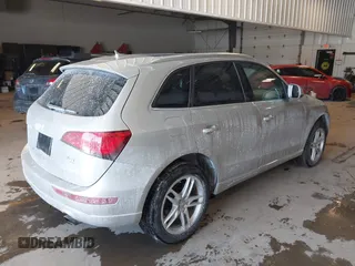 2014 Audi Q5 Premium Plus with VIN WA1LFAFP3EA032751, listed as a IAAI auction lot 41608679 with 96,586 mi miles. Bid and sale history available at carsss.com. Image 4.