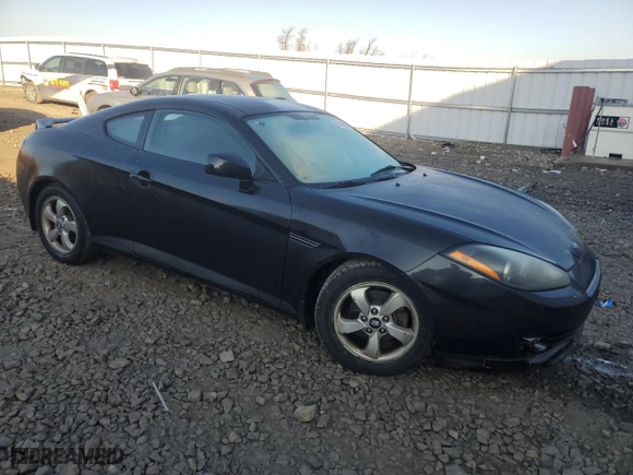 2008 Hyundai Tiburon GS with VIN KMHHM66D38U294739, listed as a Copart auction lot 82138854 with 170,361 mi miles and Clean Title. Bid and sale history available at carsss.com. Image 4.