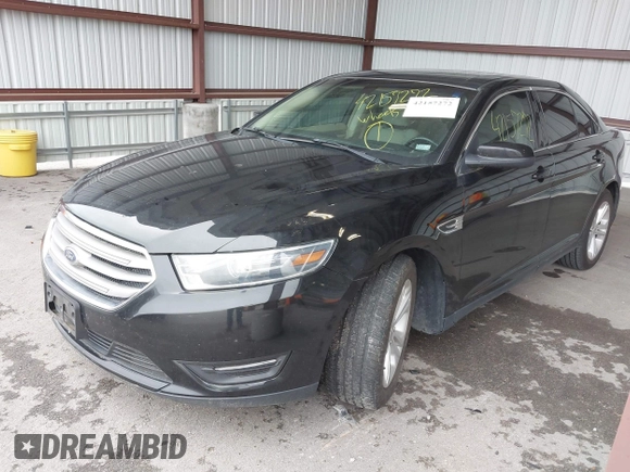 2015 Ford Taurus SEL z VIN 1FAHP2E86FG165100, wystawiony jako IAAI lot #42157272 z przebiegiem 141 846 mil mil oraz . Historia ofert i sprzedaży dostępna na DreamBid. Obrazek 17.