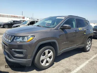 2018 Jeep Compass Latitude with VIN 3C4NJDBB8JT457636, listed as a Copart auction lot 57524885 with 111,062 mi miles and Salvage title. Bid and sale history available at DreamBid. Image 1.