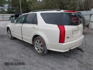 2008 Cadillac SRX RWD z VIN 1GYEE637580123768, wystawiony jako IAAI lot #41802877 z przebiegiem 149 249 mil mil oraz . Historia ofert i sprzedaży dostępna na DreamBid. Obrazek 3.