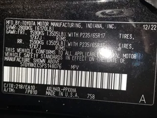 2023 Toyota Sienna XLE z VIN 5TDYRKEC5PS148076, wystawiony jako IAAI lot #42154673 z przebiegiem 169 197 mil mil oraz . Historia ofert i sprzedaży dostępna na DreamBid. Obrazek 9.