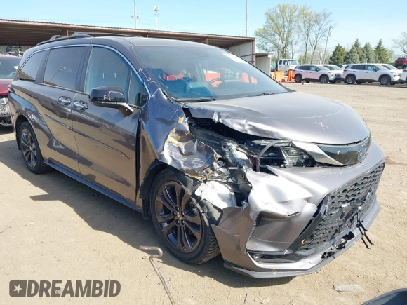 2022 Toyota Sienna XSE with VIN 5TDXRKEC2NS108482, listed as a IAAI auction lot 42061126 with 47,915 mi miles and . Bid and sale history available at DreamBid. Image 1.