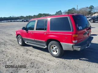 1999 Ford Explorer XLT z VIN 1FMZU32EXXZA25494, wystawiony jako IAAI lot #41659582 z przebiegiem 321 315 mil mil oraz . Historia ofert i sprzedaży dostępna na DreamBid. Obrazek 3.
