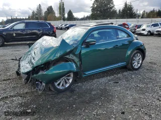 2018 Volkswagen Beetle SE with VIN 3VWJD7AT7JM714004, listed as a Copart auction lot 77653514 with 0 mi miles and Salvage Title. Bid and sale history available at carsss.com. Image 1.