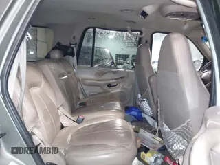1999 Ford Expedition XLT z VIN 1FMPU18LXXLB47700, wystawiony jako IAAI lot #41592004 z przebiegiem Nie podano mil oraz . Historia ofert i sprzedaży dostępna na DreamBid. Obrazek 8.