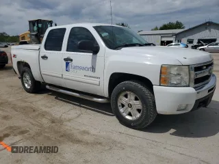 2011 Chevrolet Silverado 1500 LT with VIN 3GCPKSE31BG266990, listed as a Copart auction lot 56544935 with 196,920 mi miles and Clean Title. Bid and sale history available at DreamBid. Image 4.