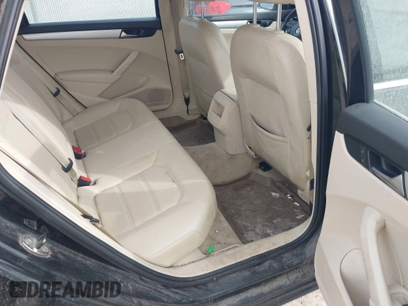 2012 Volkswagen Passat SE с VIN 1VWBH7A32CC075642, выставлен на аукционе IAAI как лот 41800570 с пробегом 187 180 миль миль и . История ставок и продаж доступна на DreamBid. Изображение 8.