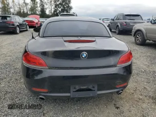 2009 BMW Z4 sDrive35i with VIN WBALM73529E381803, listed as a Copart auction lot 72002354 with 0 mi miles and Clean Title. Bid and sale history available at carsss.com. Image 6.