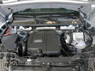 2024 Audi Q5 S line Premium Plus with VIN WA1EAAFY6R2003275, listed as a Copart auction lot 57482135 with 13,350 mi miles and Salvage title. Bid and sale history available at DreamBid. Image 11.