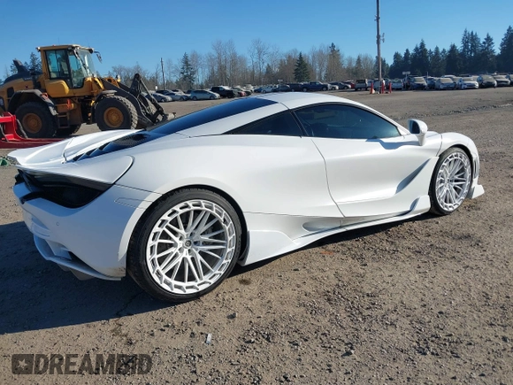 2018 McLaren 720S z VIN SBM14DCA1JW000891, wystawiony jako IAAI lot #41431972 z przebiegiem 23 724 mil mil oraz . Historia ofert i sprzedaży dostępna na DreamBid. Obrazek 4.
