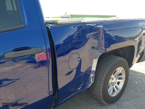 2014 Chevrolet Silverado 1500 LT with VIN 3GCUKREH1EG181742, listed as a IAAI auction lot 42001120 with 246,364 mi miles. Bid and sale history available at carsss.com. Image 18.