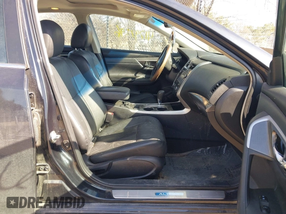 2013 Nissan Altima SV with VIN 1N4AL3AP0DN489975, listed as a IAAI auction lot 41797596 with 171,151 mi miles and . Bid and sale history available at carsss.com. Image 5.