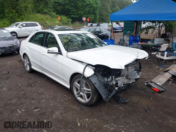 2013 Mercedes-Benz E 350 Luxury with VIN WDDHF8JB4DA727504, listed as a IAAI auction lot 42457322 with 39,803 mi miles and . Bid and sale history available at DreamBid. Image 1.