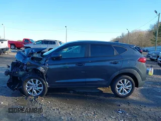 2020 Hyundai Tucson SE z VIN KM8J2CA49LU209117, wystawiony jako IAAI lot #41214916 z przebiegiem Nie podano mil oraz . Historia ofert i sprzedaży dostępna na DreamBid. Obrazek 15.