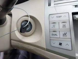 2007 Toyota Avalon XL with VIN 4T1BK36B07U186506, listed as a IAAI auction lot 42112135 with 180,210 mi miles and . Bid and sale history available at DreamBid. Image 11.