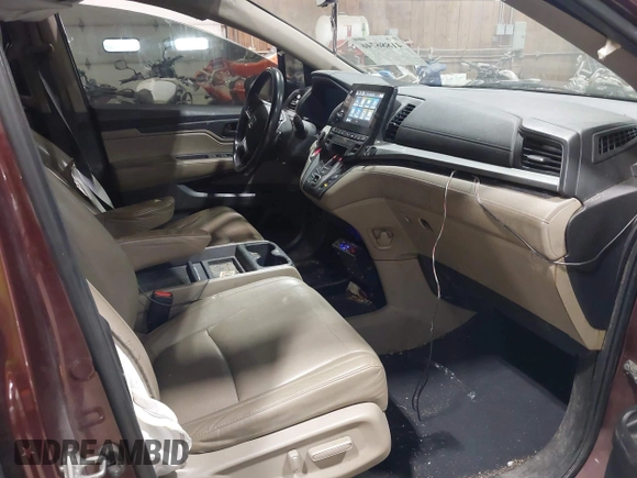2020 Honda Odyssey EX-L with VIN 5FNRL6H76LB050622, listed as a IAAI auction lot 41886746 with 75,597 mi miles. Bid and sale history available at carsss.com. Image 5.