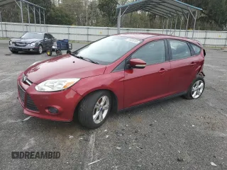 2013 Ford Focus SE with VIN 1FADP3K29DL184457, listed as a Copart auction lot 49895955 with 118,027 mi miles and Salvage Title. Bid and sale history available at carsss.com. Image 1.