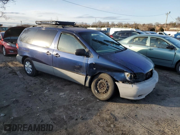 2002 Toyota Sienna CE with VIN 4T3ZF19C62U448900, listed as a Copart auction lot 48347055 with 207,018 mi miles and Salvage Title. Bid and sale history available at carsss.com. Image 4.