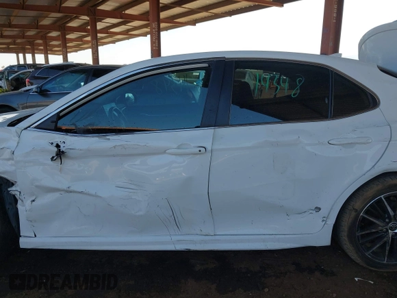2021 Toyota Camry SE Nightshade with VIN 4T1G11AK4MU413986, listed as a IAAI auction lot 41472262 with 83,247 mi miles and . Bid and sale history available at DreamBid. Image 14.