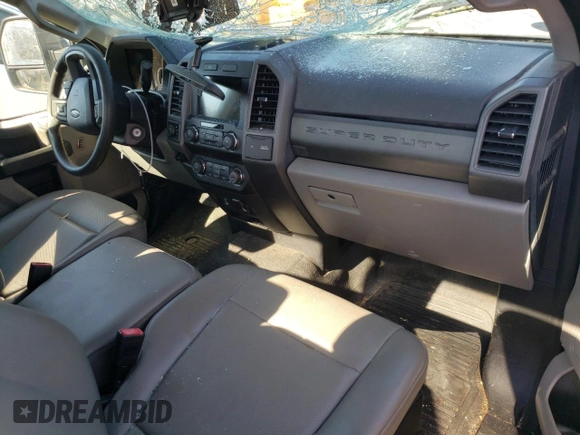 2020 Ford F-250 XL with VIN 1FTBF2B6XLEE98980, listed as a Copart auction lot 76969654 with 46,186 mi miles and Salvage title. Bid and sale history available at DreamBid. Image 8.