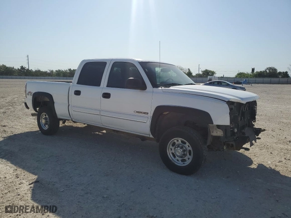 2003 Chevrolet Silverado 2500HD LS with VIN 1GCHK23U03F160016, listed as a Copart auction lot 52446615 with 189,392 mi miles and Salvage Title. Bid and sale history available at carsss.com. Image 4.