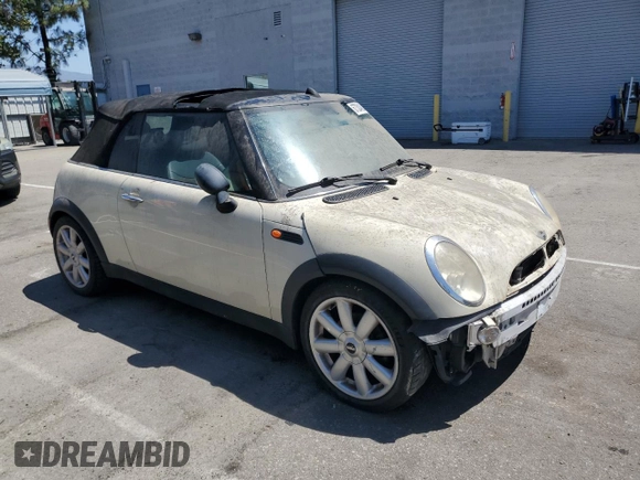 2008 MINI Convertible z VIN WMWRF33518TG19506, wystawiony jako Copart lot #67304804 z przebiegiem Nie podano mil oraz Czysty tytuł • Clean title. Historia ofert i sprzedaży dostępna na DreamBid. Obrazek 4.