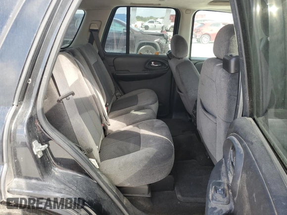 2008 Chevrolet TrailBlazer 1LT with VIN 1GNDT13S782125158, listed as a Copart auction lot 45360335 with 174,208 mi miles and Clean Title. Bid and sale history available at DreamBid. Image 11.