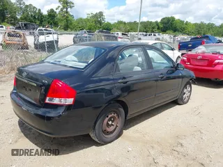 2007 Kia Spectra EX z VIN KNAFE121075381995, wystawiony jako IAAI lot #42241528 z przebiegiem 180 538 mil mil oraz . Historia ofert i sprzedaży dostępna na DreamBid. Obrazek 4.
