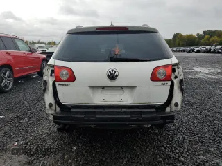 2008 Volkswagen Passat Komfort with VIN WVWLK73C28E121987, listed as a Copart auction lot 78504164 with 158,147 mi miles and Salvage title. Bid and sale history available at DreamBid. Image 6.