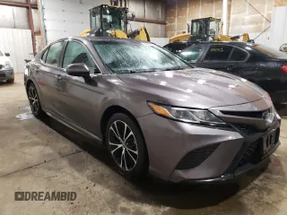 2019 Toyota Camry LE with VIN 4T1B11HK2KU217235, listed as a Copart auction lot 54064875 with 60,487 mi miles and Clean Title. Bid and sale history available at carsss.com. Image 4.